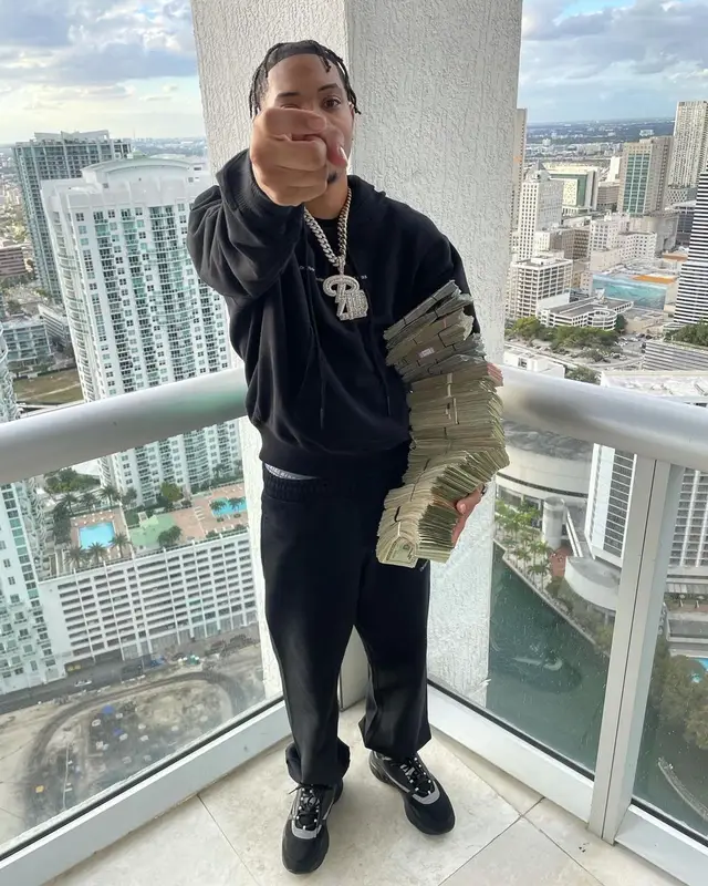 Lil Migo outfit in Off-White and Dior, 2022