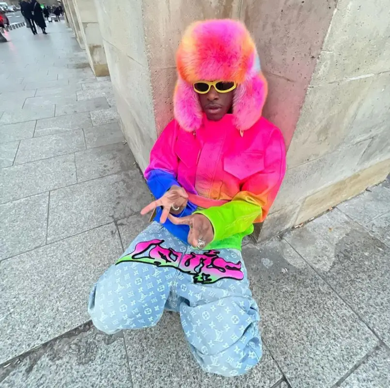 Bloody Osiris outfit in Timberland, Bottega Veneta, and Louis Vuitton, 2022