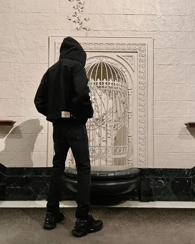 Destroy Lonely outfit in Balenciaga, 2021
