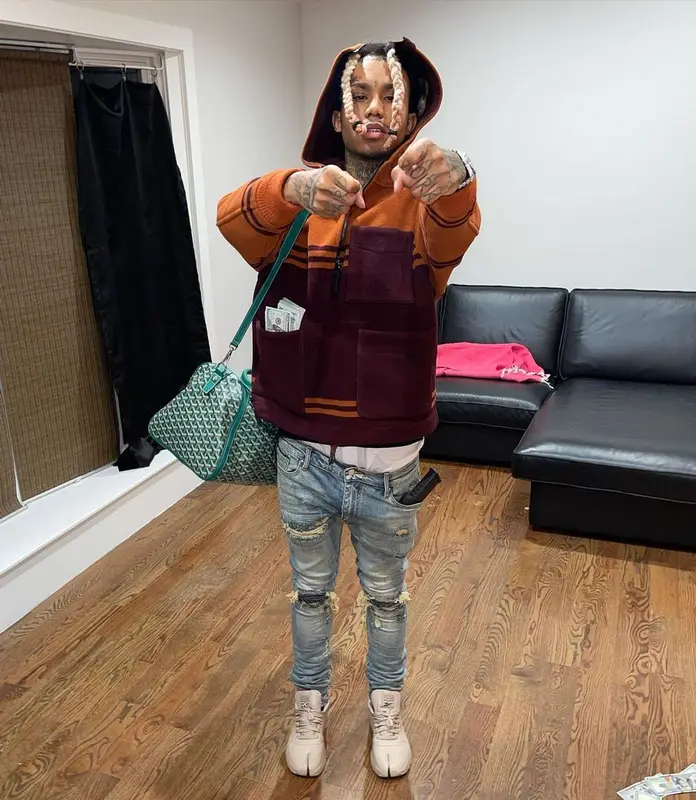 Lil Gnar outfit in Stone Island, Maison Margiela, and Goyard, 2022