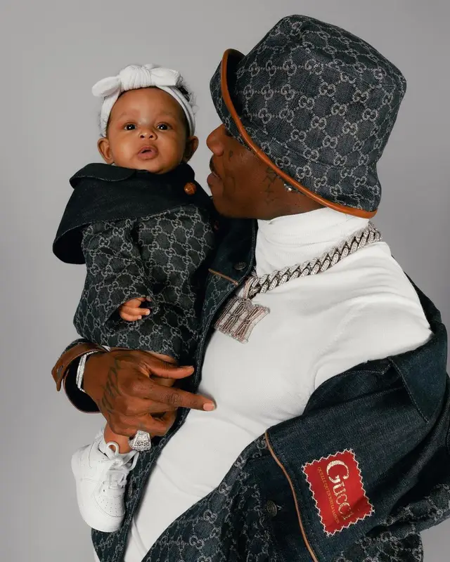 DaBaby outfit in Nike and Gucci, 2022