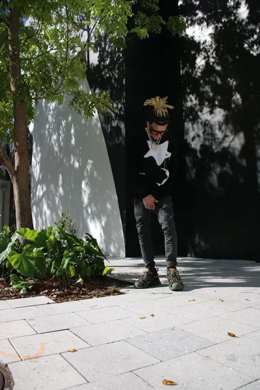 Ohtrapstar outfit in False and Gucci, 2022
