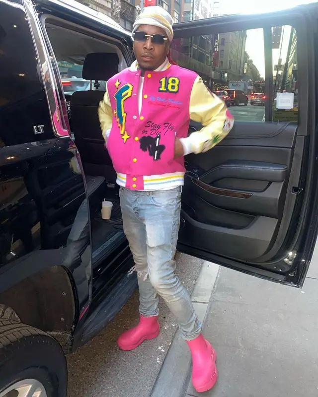 Lil Keed outfit in Purple Brand, Bottega Veneta, and Cartier, 2022