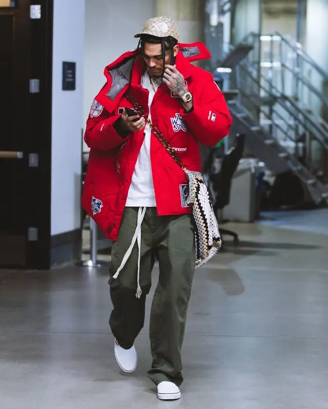 Jordan Clarkson outfit in Supreme, Gucci, and The North Face, 2022