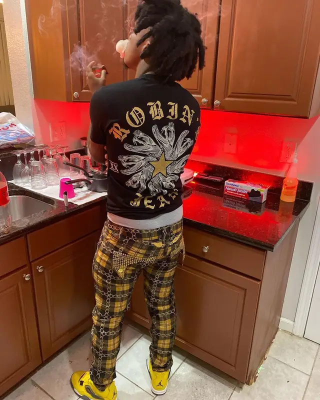 Jdot Breezy outfit in Robins Jeans and Jordan, 2021