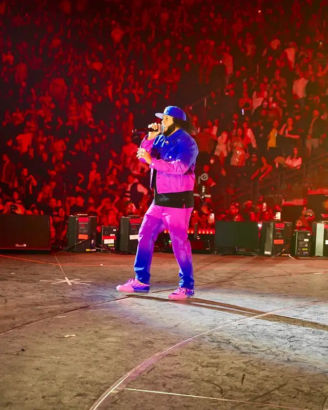 El Alfa El Jefe outfit in Louis Vuitton, 2022
