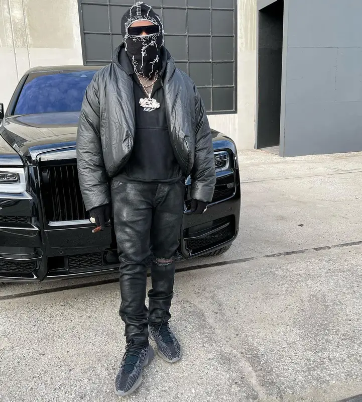 Gunna outfit in Yeezy, Rick Owens, and GAP, 2022