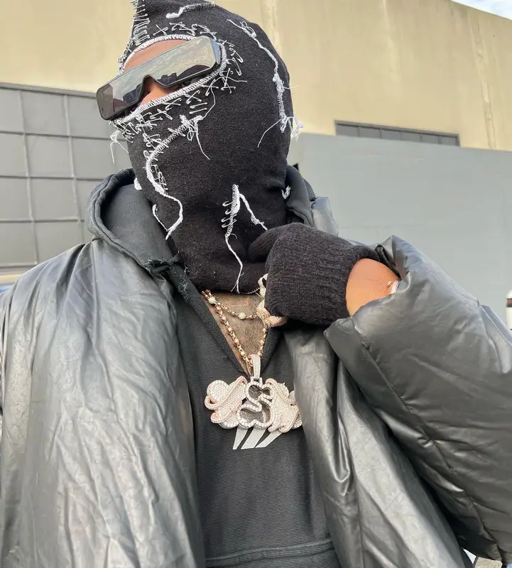 Gunna outfit in Yeezy, Rick Owens, and GAP, 2022