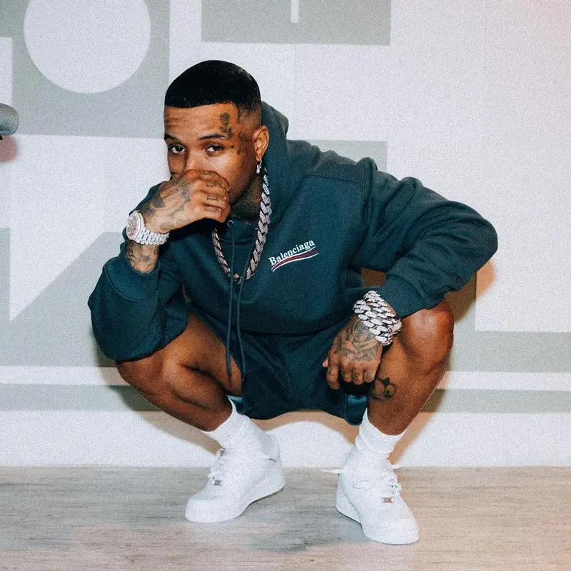 Tory Lanez outfit in Balenciaga and Nike, 2022