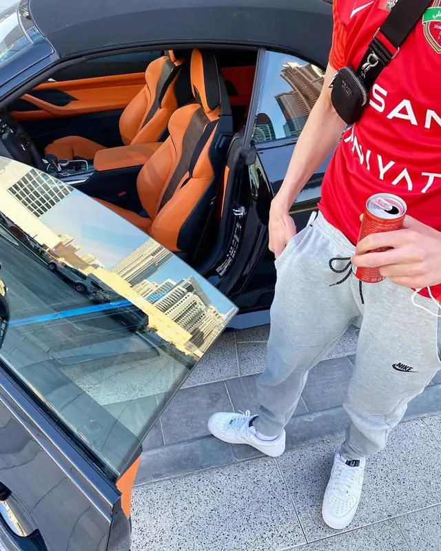 Obladaet outfit in Nike, Obladaet Merch, and Prada, 2022