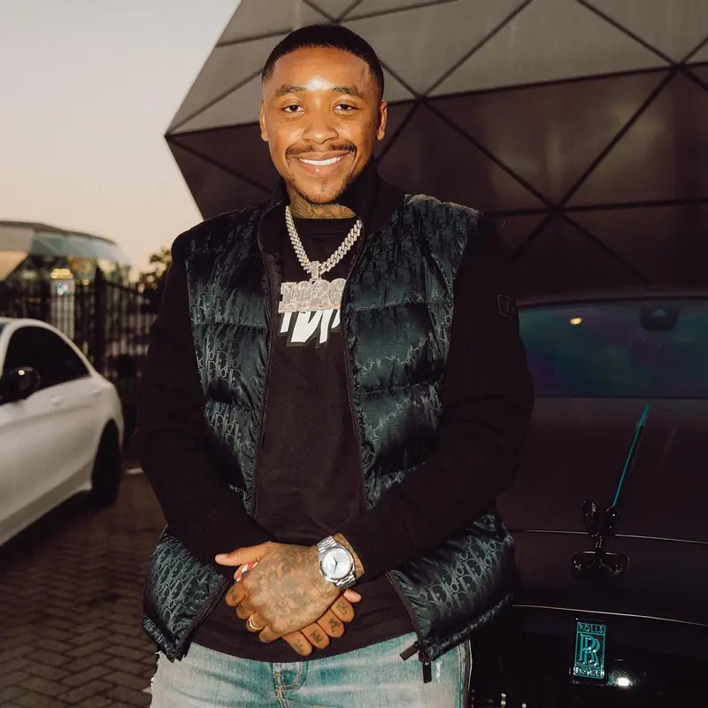 Steven Bergwijn outfit in Dior and Amiri, 2021