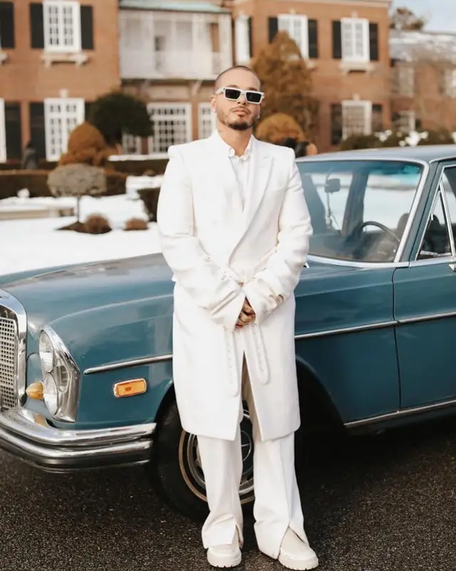 J Balvin outfit in Dior, Louis Vuitton, and Sacai, 2022
