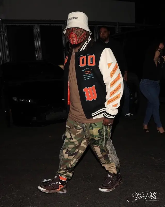 T-Pain outfit in Off-White, 2022