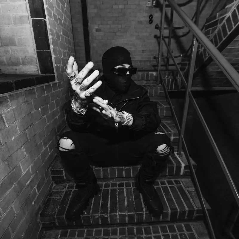 Sfera Ebbasta outfit in 1017 Alyx 9SM, Amiri, and Prada, 2022