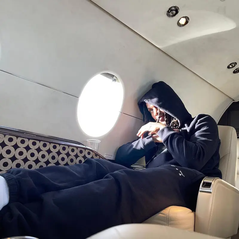 Renato Sanches outfit in Off-White and Balenciaga, 2021