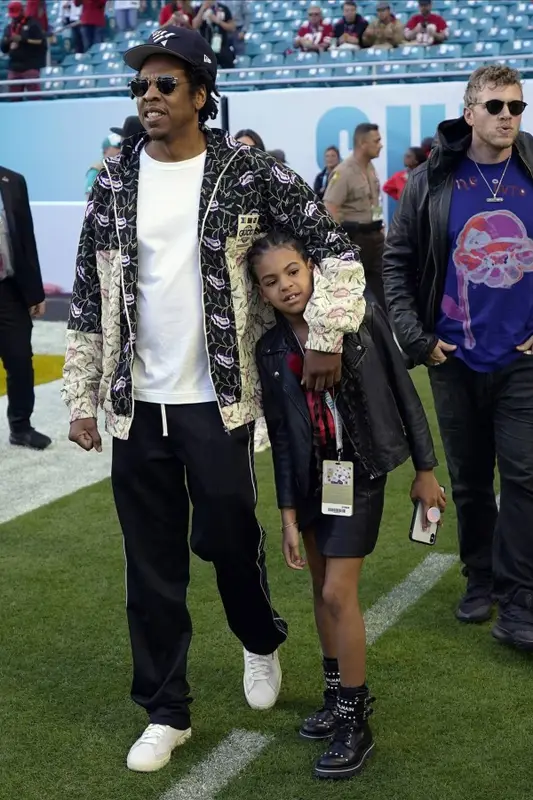 Jay-Z outfit in Puma and Paper Planes, 2020