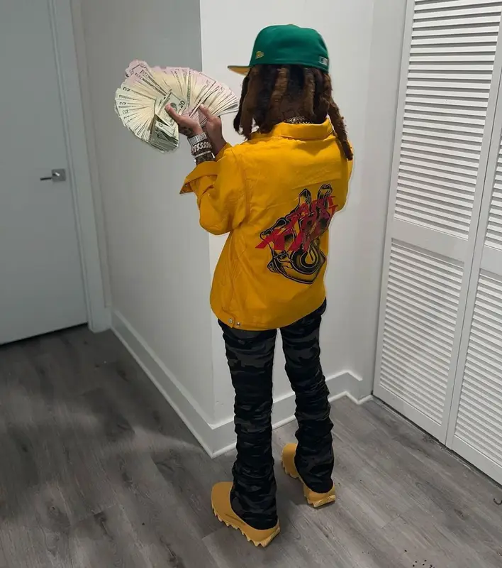 SpotemGottem outfit in Gallery Dept., Yeezy, and New Era, 2022