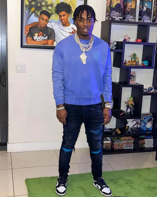 Fredo Bang outfit in Amiri and Nike, 2022