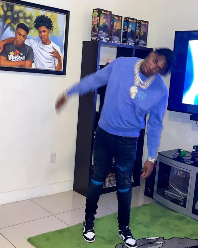 Fredo Bang outfit in Amiri and Nike, 2022