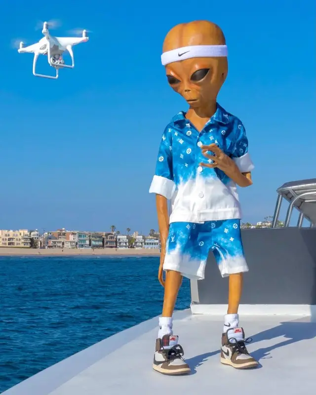Lil Mayo outfit in Travis Scott Merch and Nike, 2021