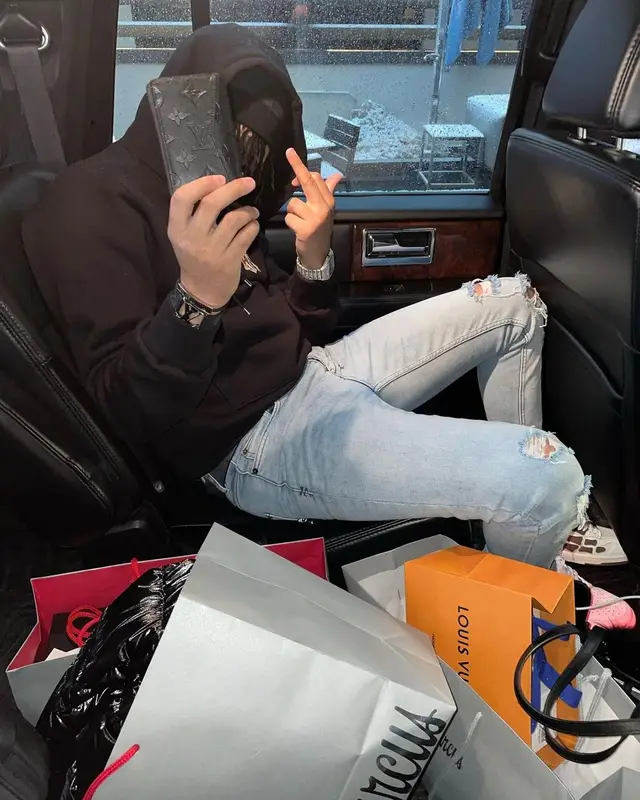 Summrs outfit in Amiri, Ksubi, and Louis Vuitton, 2022