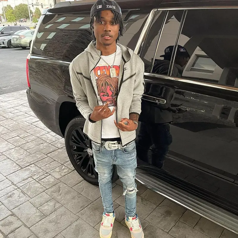 Scorey outfit in Juice Wrld Merch, Nike, and B.B. Simon, 2021
