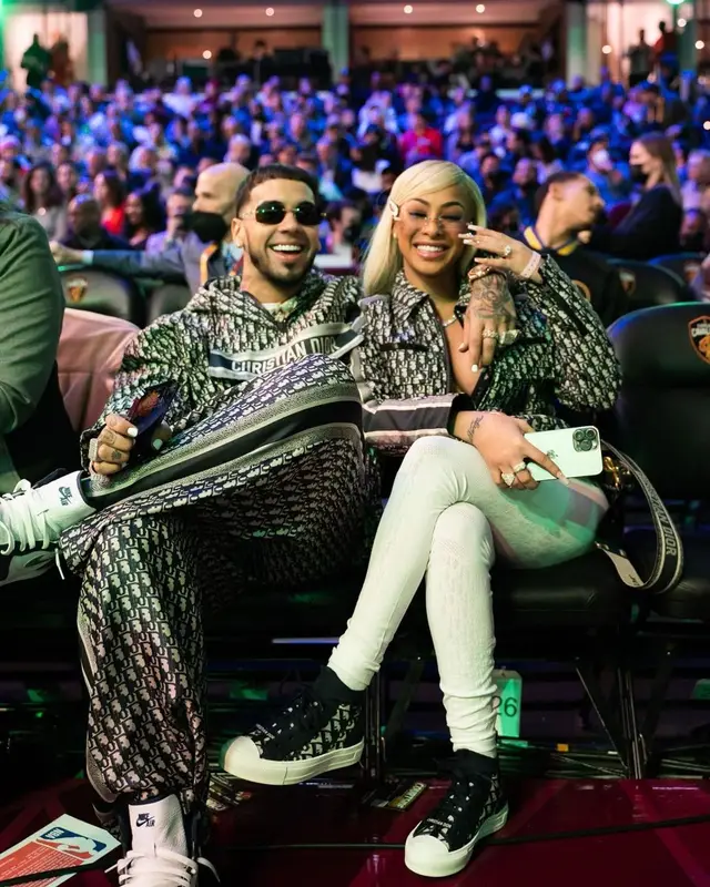 Anuel AA outfit in Dior and Nike, 2022
