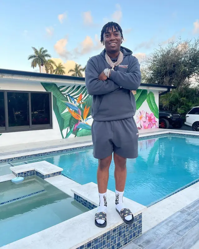Fredo Bang outfit in Balenciaga, Amiri, and Gucci, 2022