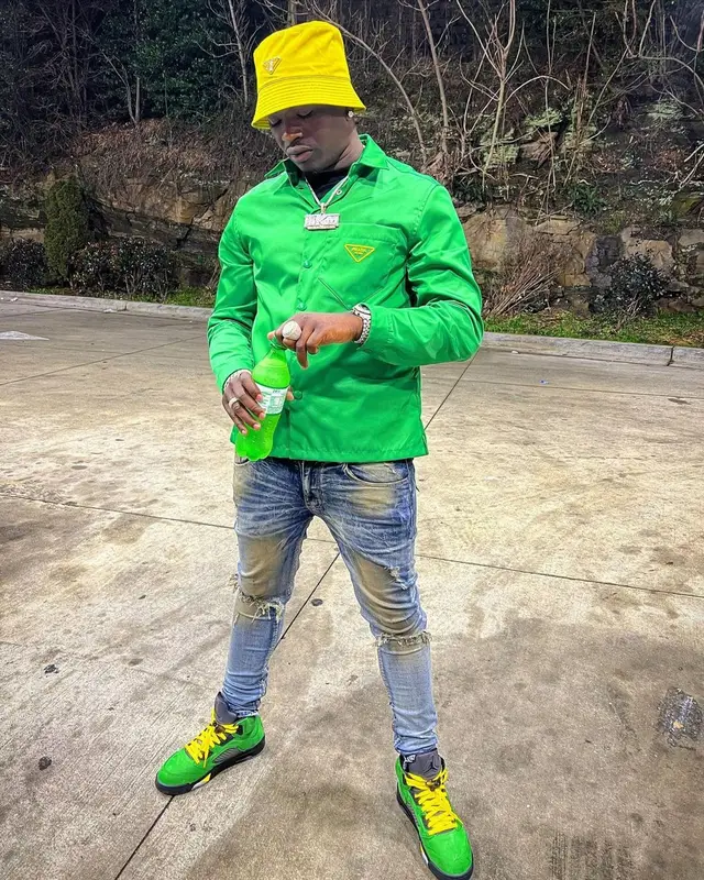 Bankroll Freddie outfit in Jordan and Prada, 2022