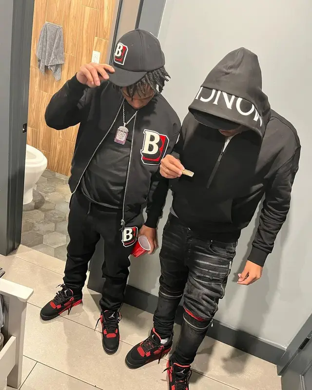 B Lovee outfit in Jordan and Burberry, 2022