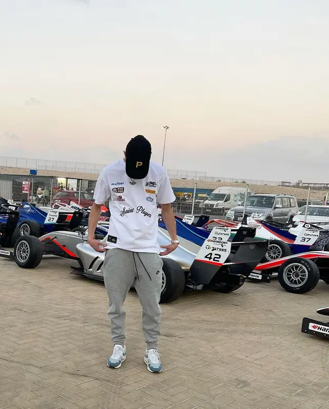 Obladaet outfit in Nike and New Era, 2022