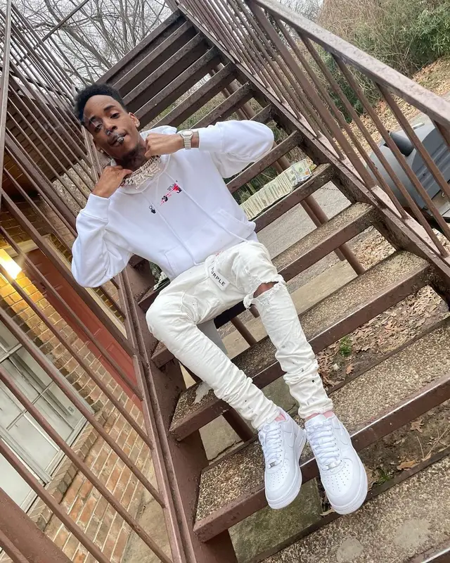 Snupe Bandz outfit in Polo Ralph Lauren, Off-White, and Purple Brand, 2022