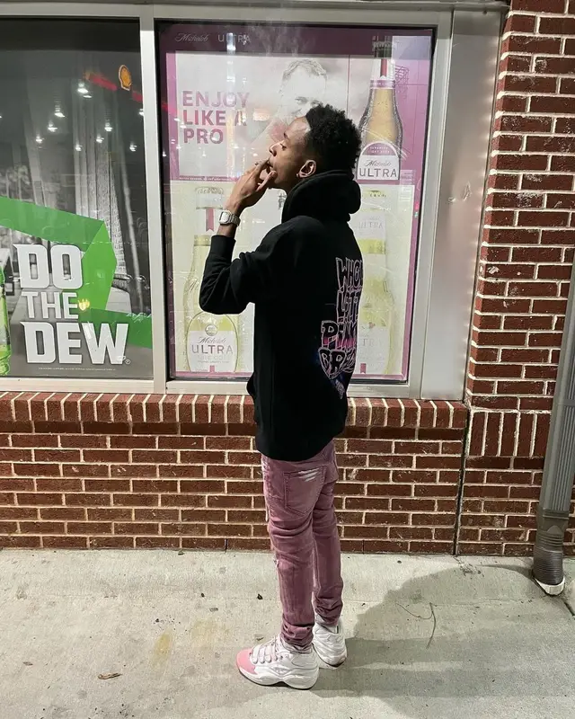 Snupe Bandz outfit in LA Dank Co, Purple Brand, and Reebok, 2021