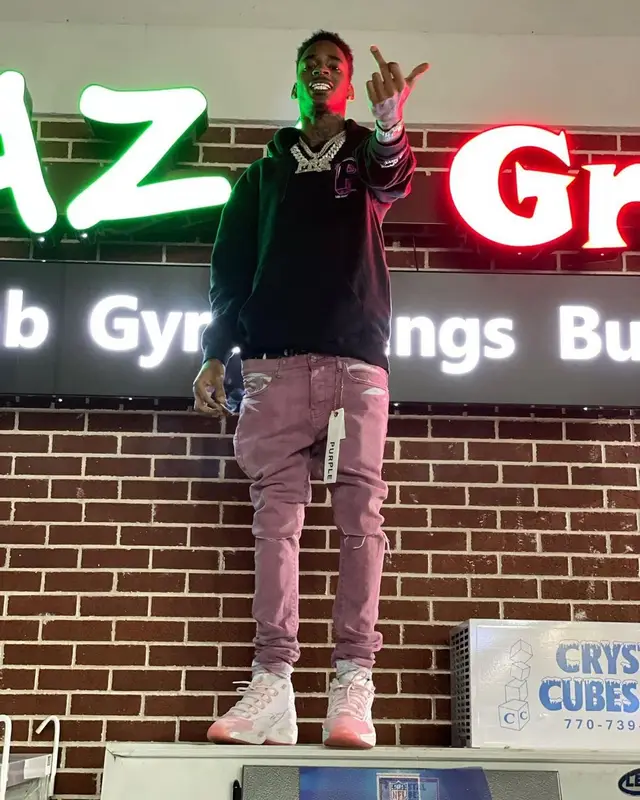 Snupe Bandz outfit in LA Dank Co, Purple Brand, and Reebok, 2021