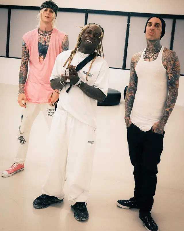 Lil Wayne outfit in Balenciaga, 2022