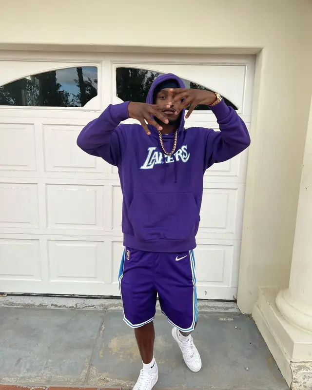 Lil Tjay outfit in Nike, 2022