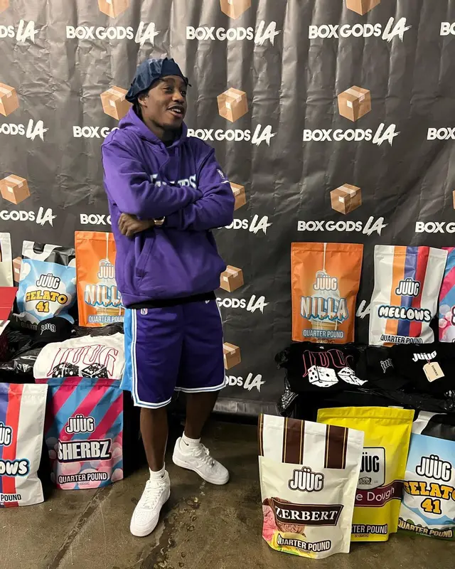 Lil Tjay outfit in Nike, 2022