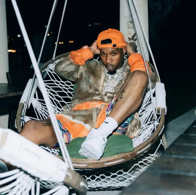 Tory Lanez outfit in Amiri, Balmain, and Nike, 2022