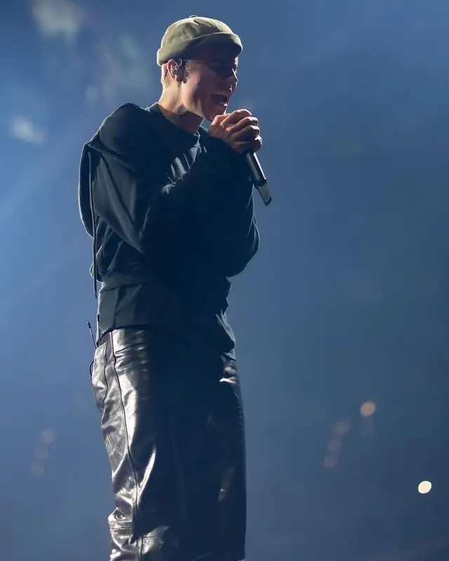 Justin Bieber outfit in Balenciaga and Junya Watanabe, 2022
