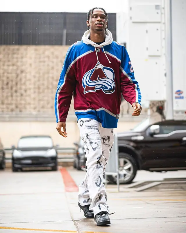 Shai outfit in Adidas, Vlone, and Nike, 2022