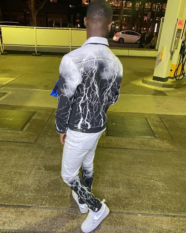 Dave outfit in Marc Jacques Burton, 2020