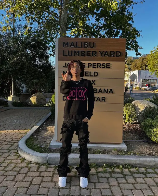 Lil Tecca outfit in Rick Owens, Nike, and Ray-Ban, 2022