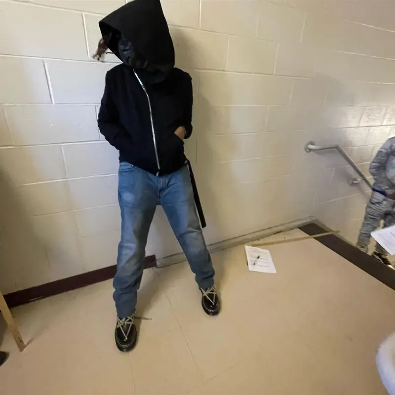 Maajins outfit in Rick Owens, Levi’s, and No Name, 2022