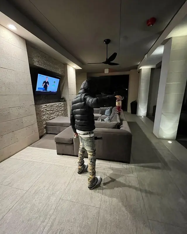Iayze outfit in Moncler, Nike, and Ferragamo, 2022