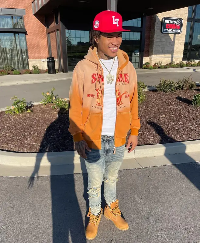 30 Deep Grimeyy outfit in Supreme, Timberland, and True Religion, 2021