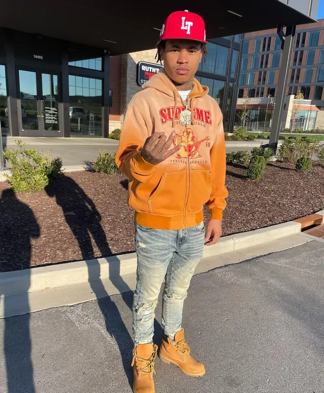30 Deep Grimeyy outfit in Supreme, Timberland, and True Religion, 2021