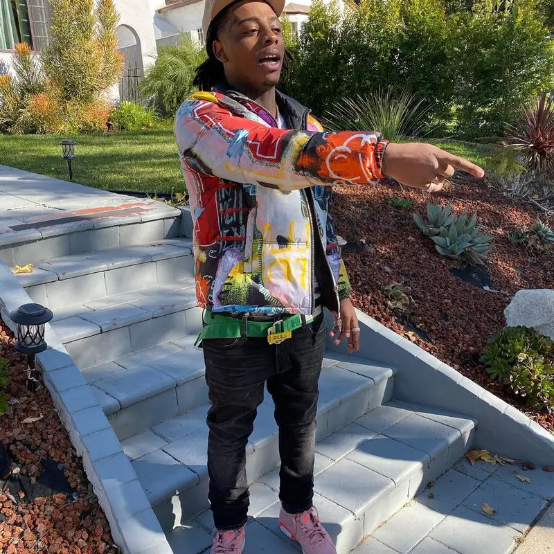 SSG Splurge outfit in Jordan, Heron Preston, and New Era, 2019