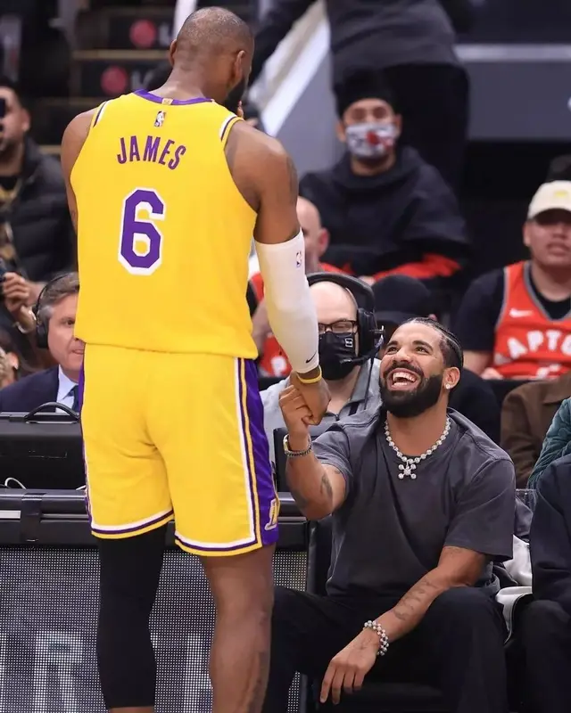 Drake outfit in Diemme and Homer, 2022