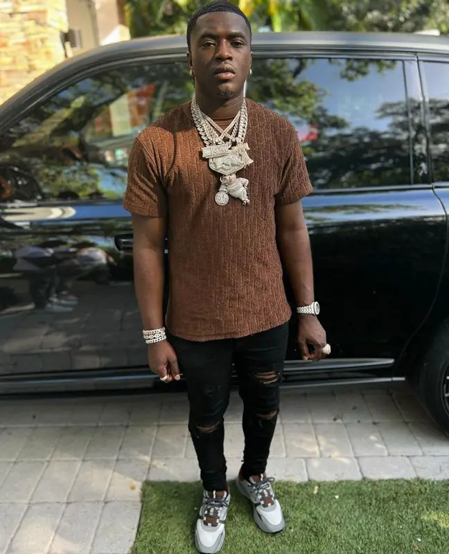 Bankroll Freddie outfit in Dior and Amiri, 2022