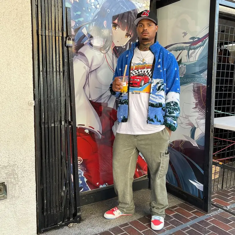 Xavier Wulf outfit in No Name, Nike, and New Era, 2021
